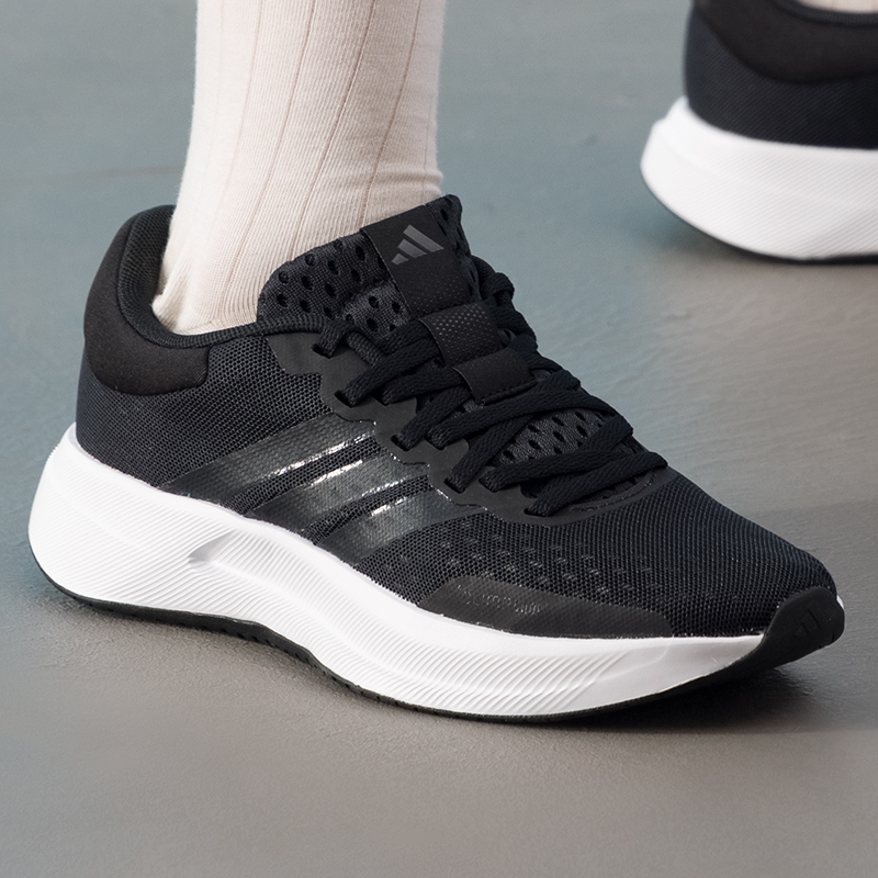 Damskie buty Adidas, oryginaln – Lightweight Road Running Shoes recenzja i cena